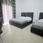 Emel كساميل
