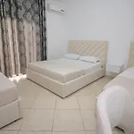 Emel شقة كساميل
