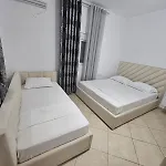 Emel كساميل