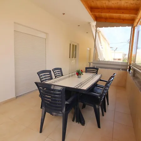 Apartman Emel Ksamil