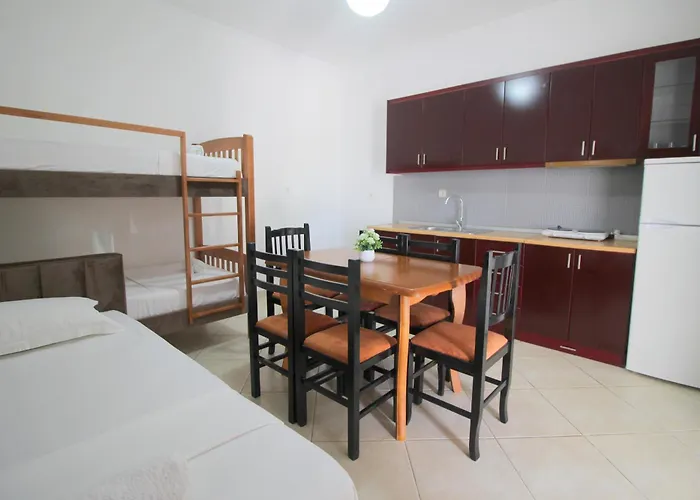 Emel Apartman Ksamil